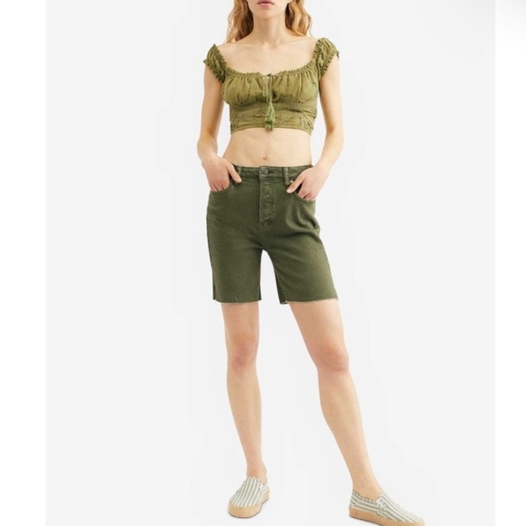 NEW FREE PEOPLE GREEN HIGH-WAISTED BERMUDA SHORTS - Picture 8 of 8
